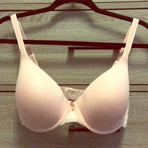 Adore Me T-shirt Bra